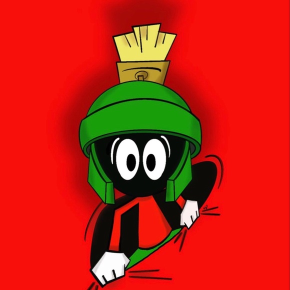 Horror-Themed Steering Wheel Cover - Black and Red - Picture 5 of 9